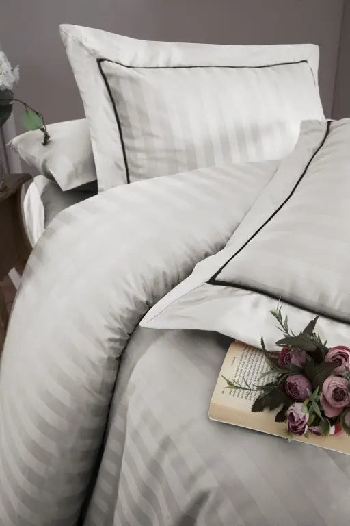 Комплект постільної білизни First Choice Deluxe Satin 200х220 Nove Line Sand