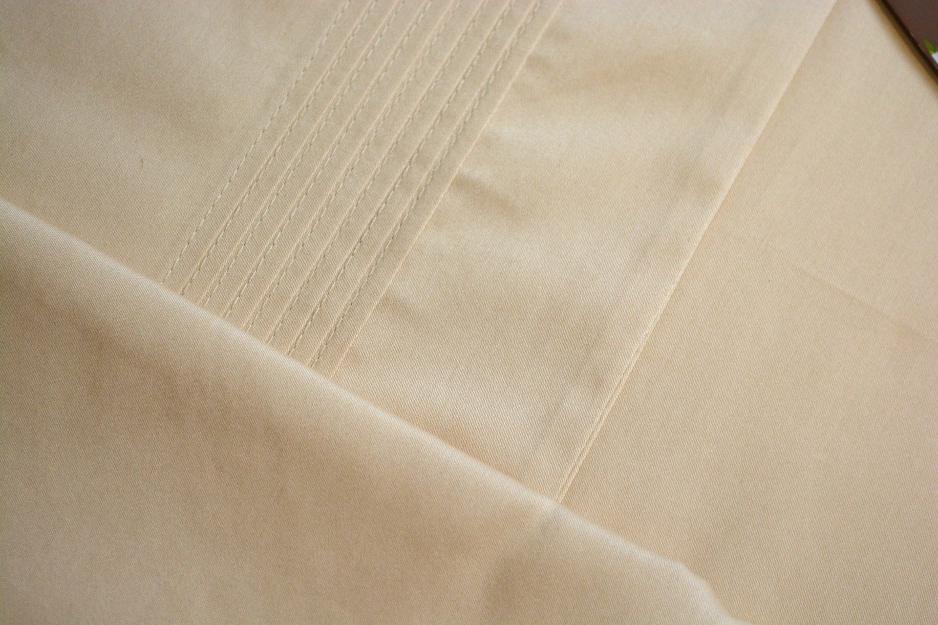 Комплект постільної білизни Issimo Toned Craft Satin 300 TC 200х220 см Talisker Beige