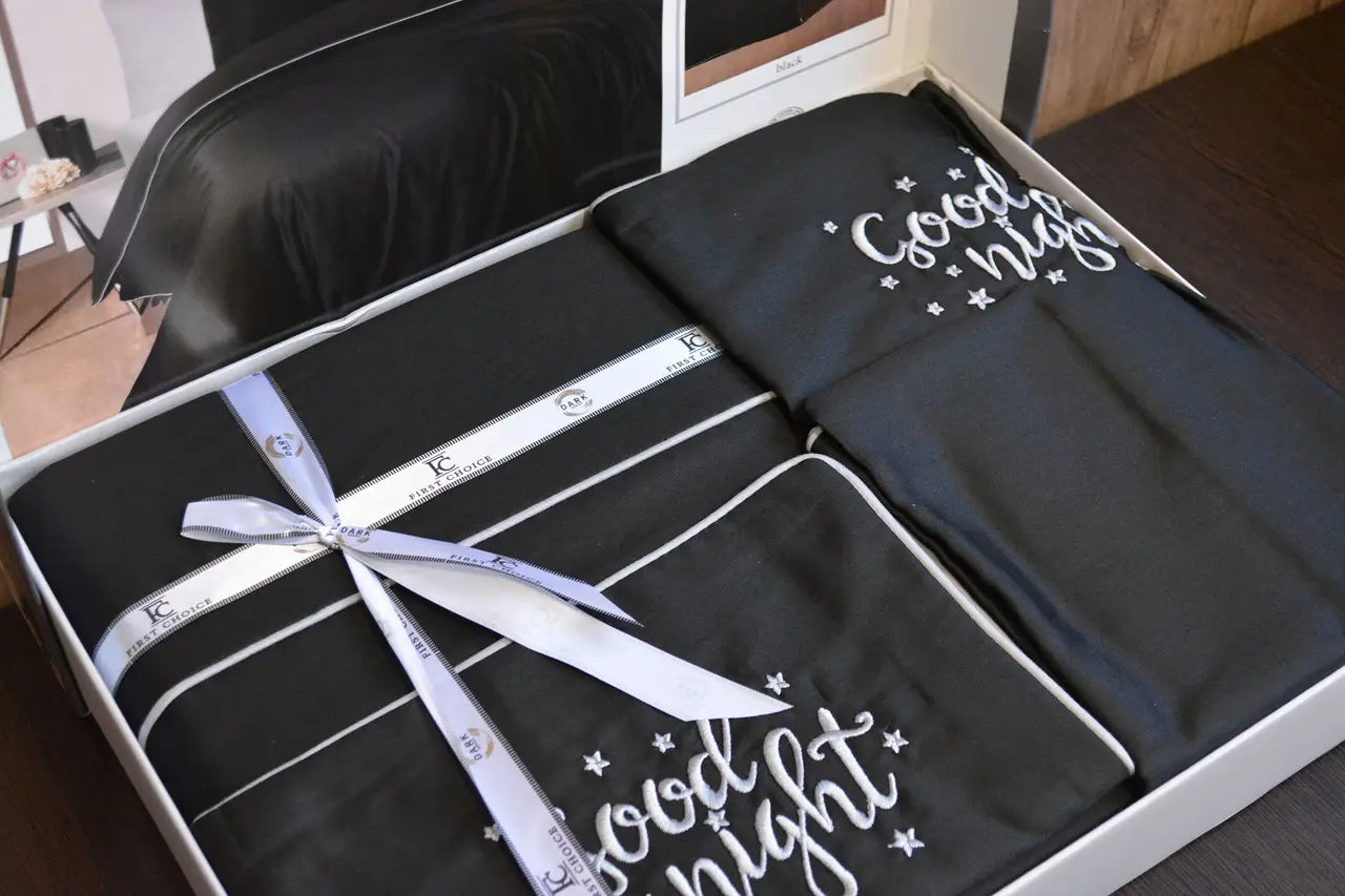 Комплект постільної білизни First Choice Deluxe Satin DARK 200х220 Timeless Black
